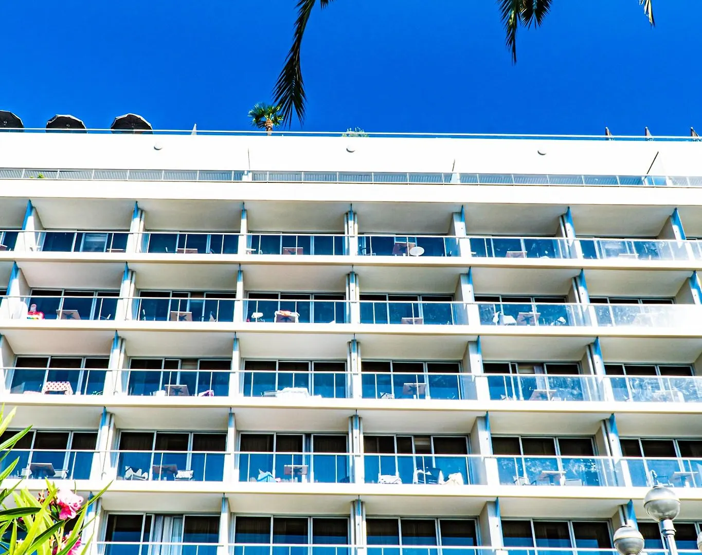 Radisson Blu Hotel Nice 4*,