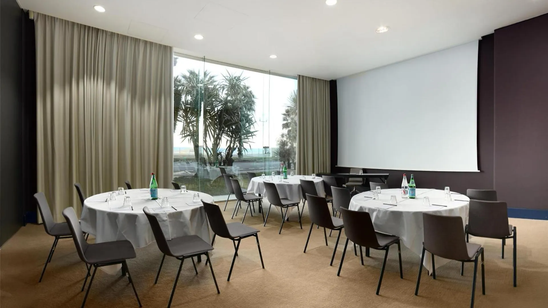 ****  Radisson Blu Hotel Nicea Francja